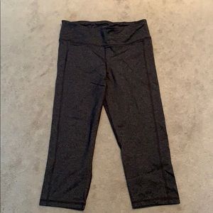 Old Navy Active Crop Pants